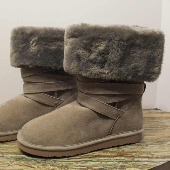 Lamo Shoes - LAMO Boots size 11 taupe